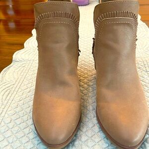 MIA, Carroll heeled bootie